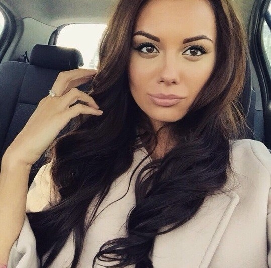 🌟Мои услуги охватывают все, что ты пожелаешь - классический секс, оральные ласки, анальное удовольствие и многое другое. 🌹 Я открыта для экспериментов и готова исполнить самые сокровенные фантазии. ✨ Мои фото настоящие - подтверждение моей красоты и сексуальности. 💋 А вот отзывы моих довольных клиентов говорят о моей профессиональности и умении доставить настоящее удовольствие. 🌟 Жду тебя в Москве, чтобы рассказать тебе о всех моих возможностях лично. 🌹 Лена